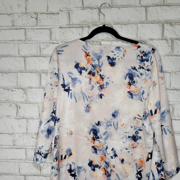 The Limited Floral long Blouse, size L - Picture 11 of 14